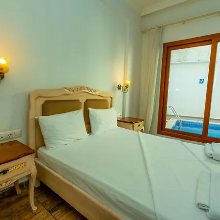 Cennet Life 페티예