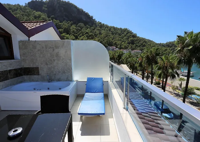 Cennet Life Hotell 3*