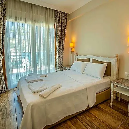 Cennet Life Hotel