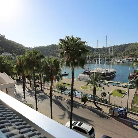 Cennet Life ホテル 3*